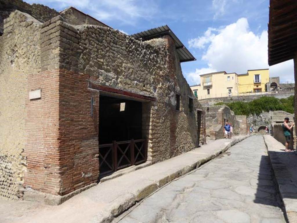 III.10, on left, Herculaneum, September 2015. Looking west along Decumanus Inferiore, from junction with Cardo IV.  Photo courtesy of Michael Binns.